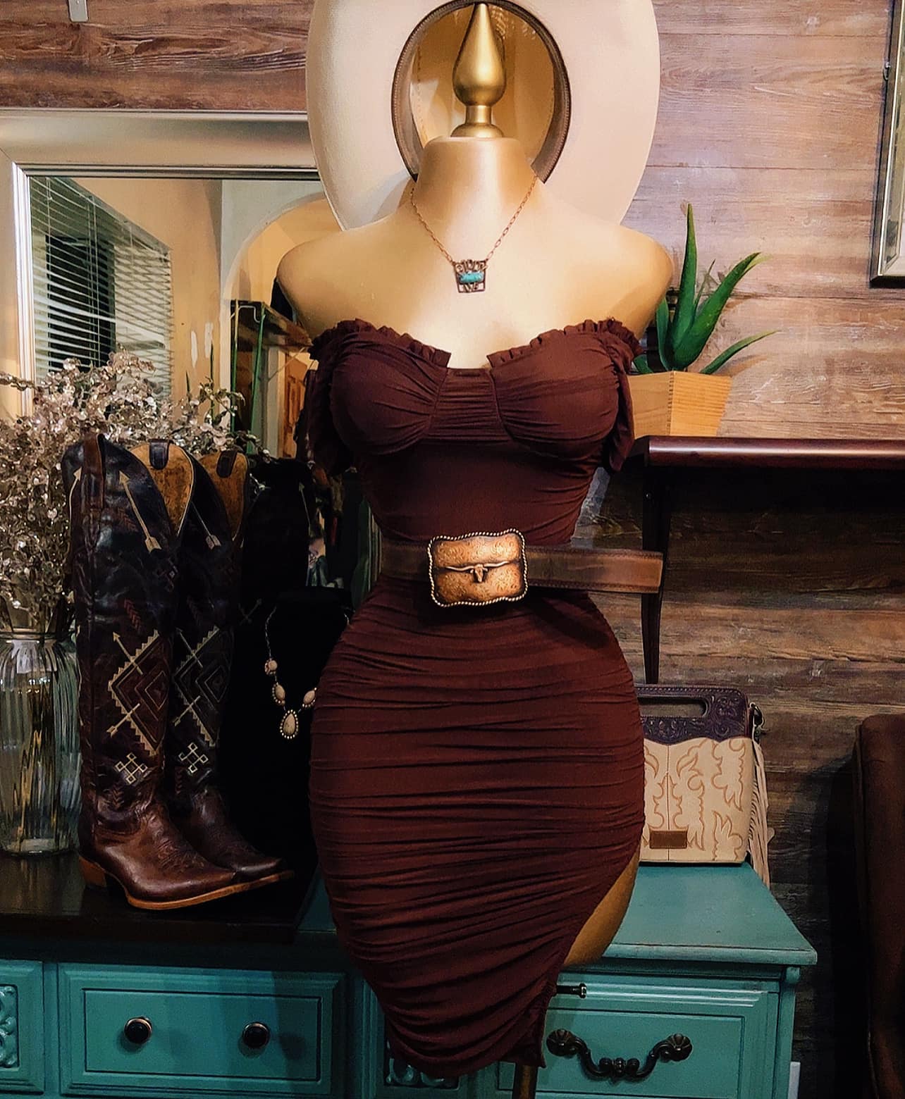 Solid Color Off-shoulder Tight Midi Dress